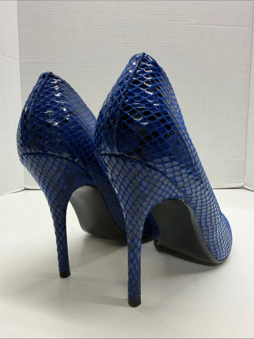 Steve Madden Galery Heels High Heel Shoes Faux Snake Skin Leather Blue Size 11